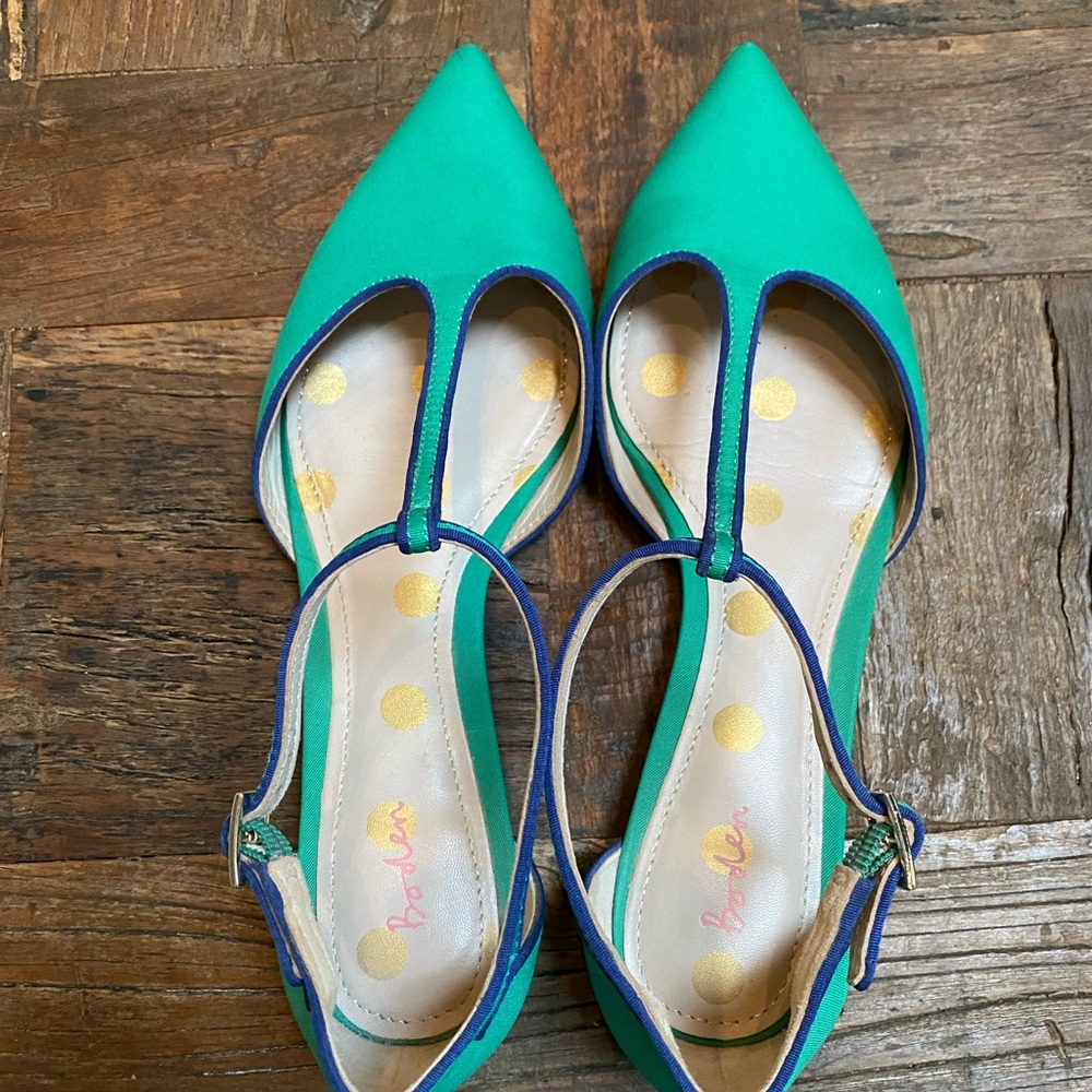 Boden T-strap shoes with low heels. Very clean. European size 37.5 = 6.5 to 7M.